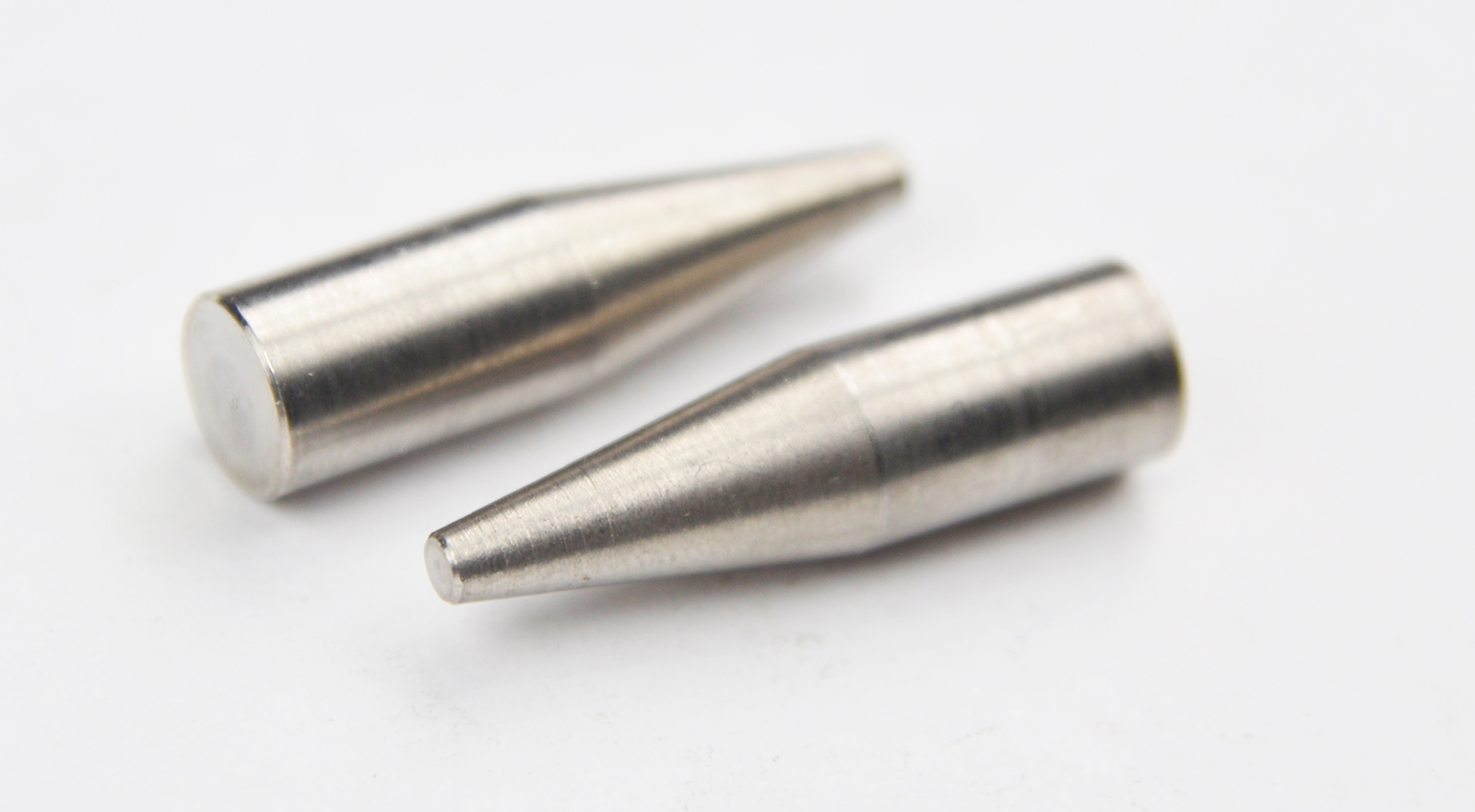  數控車床加工零件如何提高加工精度？